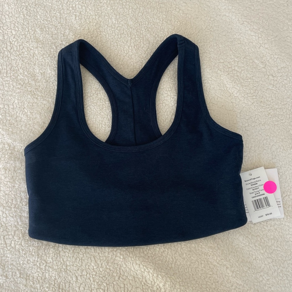 Beyond Yoga size Small NWT sports bra Spacedye Simplicity Bra Navy